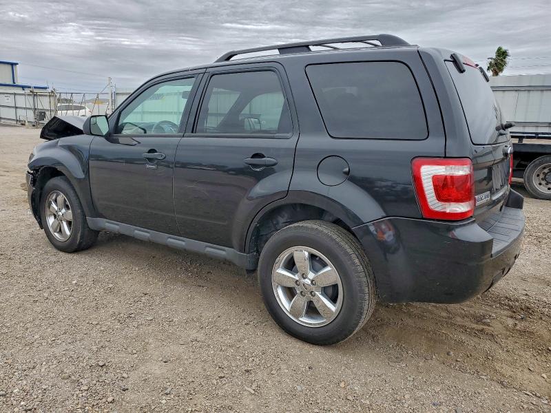 Photo 2 from auction – 2011 FORD ESCAPE XLT with VIN 1FMCU0D78BKA81261