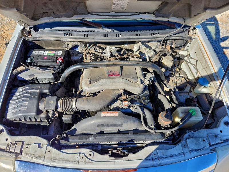 Photo 12 from auction – 2004 SUZUKI XL7 EX with VIN JS3TY92VX44108127