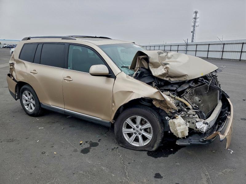 Photo 4 from auction – 2011 TOYOTA HIGHLANDER with VIN 5TDZA3EH8BS015804