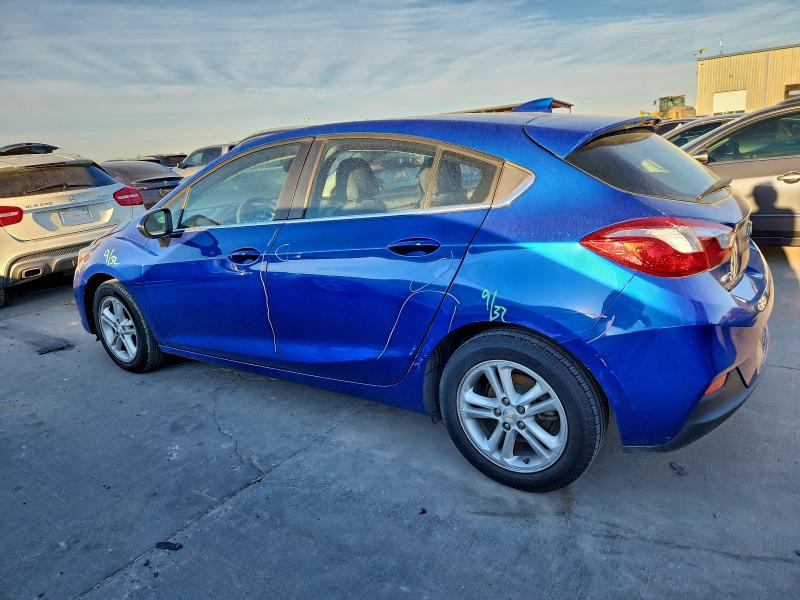Photo 2 from auction – 2017 CHEVROLET CRUZE with VIN 3G1BE6SM9HS576874