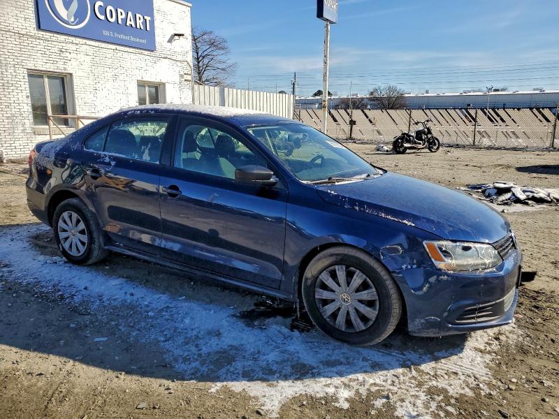 Photo 4 from auction – 2013 VOLKSWAGEN JETTA BASE with VIN 3VW2K7AJ8DM274873