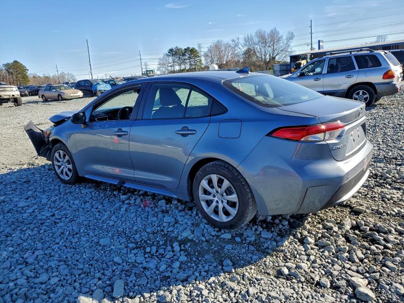 Photo 2 from auction – 2021 TOYOTA COROLLA LE with VIN 5YFEPMAE6MP221245