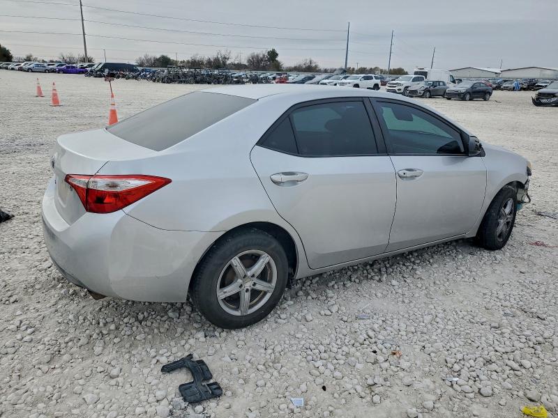 Photo 3 from auction – 2014 TOYOTA COROLLA L with VIN 5YFBURHE5EP110685