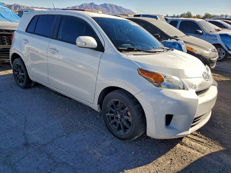 Photo 4 from auction – 2013 TOYOTA SCION XD with VIN JTKKUPB47D1029848