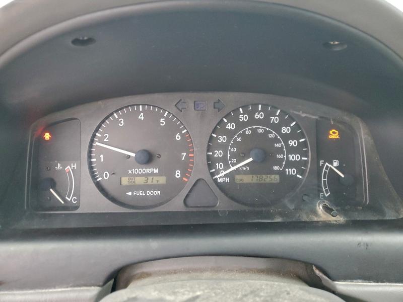 Photo 9 from auction – 2001 TOYOTA COROLLA CE with VIN 1NXBR12E61Z558325
