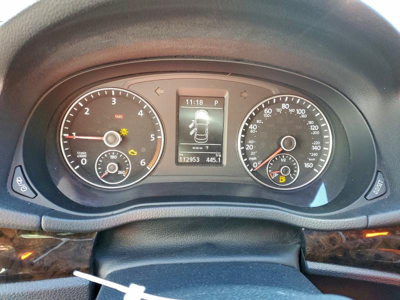 Photo 9 from auction – 2015 VOLKSWAGEN PASSAT SEL with VIN 1VWCV7A37FC064945