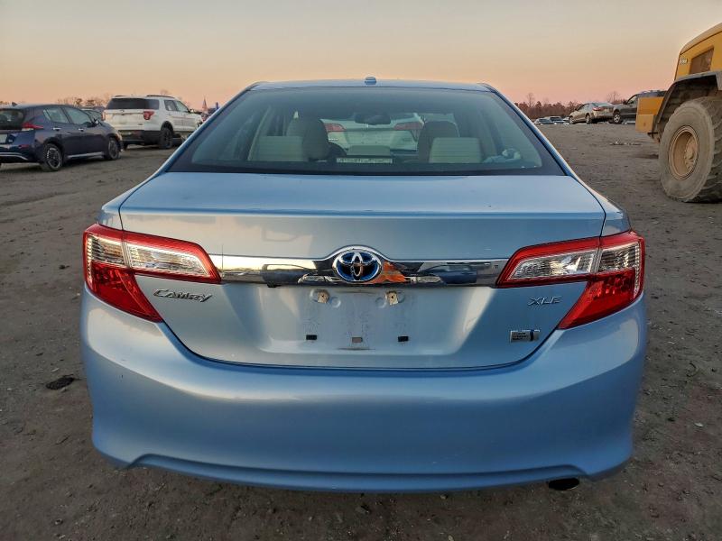Photo 6 from auction – 2012 TOYOTA CAMRY HYBR with VIN 4T1BD1FK4CU041557