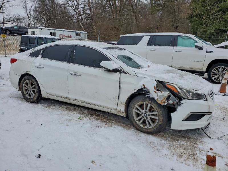 Photo 4 from auction – 2016 HYUNDAI SONATA SE with VIN 5NPE24AF7GH395298