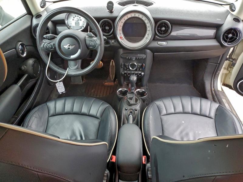 Photo 8 from auction – 2013 MINI COOPER S C with VIN WMWZG3C53DTY39332
