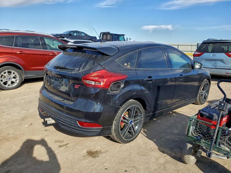 Photo 3 from auction – 2016 FORD FOCUS ST with VIN 1FADP3L94GL378765