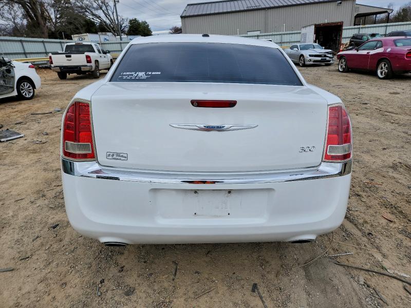Photo 6 from auction – 2012 CHRYSLER 300 LIMITE with VIN 2C3CCACG2CH192531