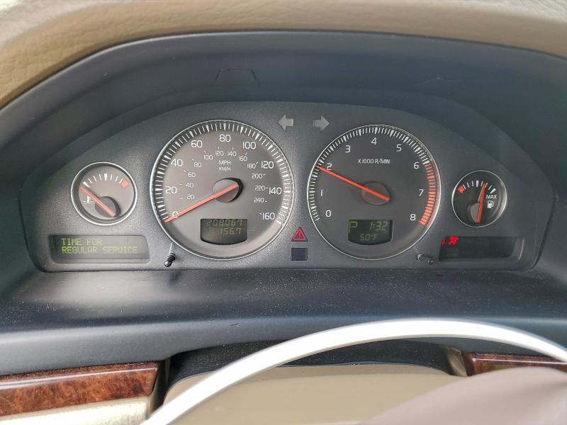 Photo 9 from auction – 2004 VOLVO S80 2.5T with VIN YV1TS59H141376858