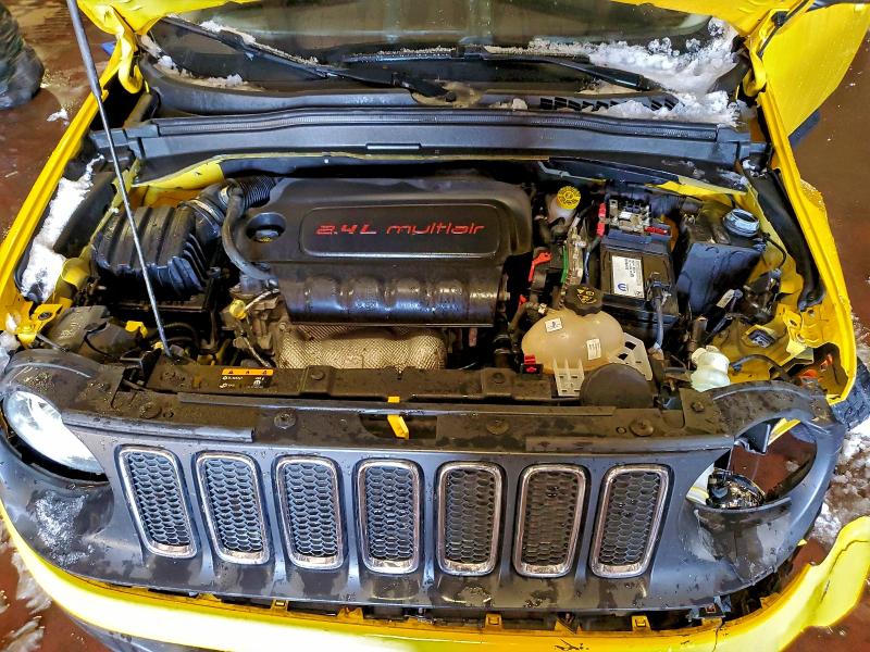 Photo 11 from auction – 2017 JEEP RENEGADE with VIN ZACCJBBB0HPF30754