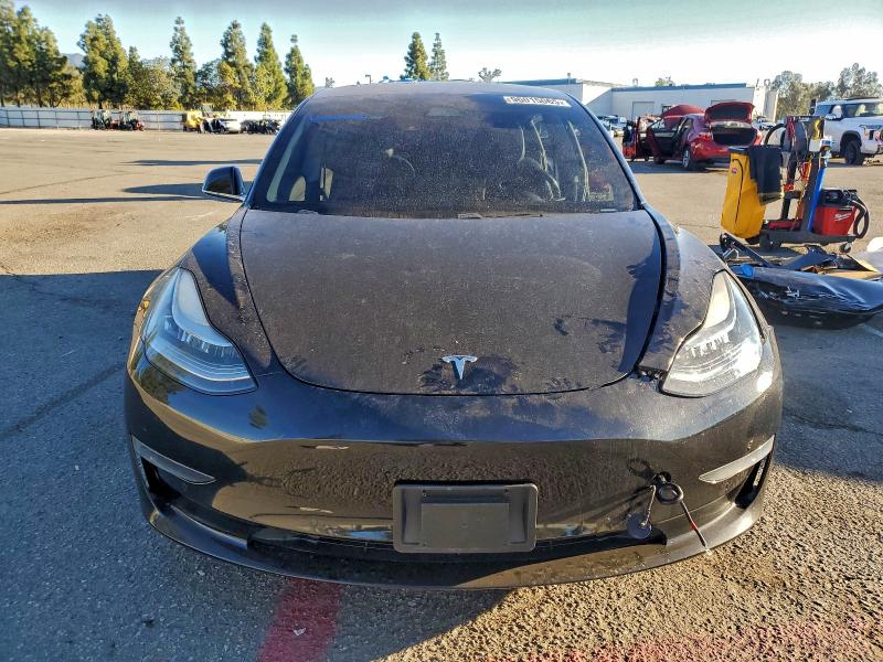 Photo 5 from auction – 2019 TESLA MODEL 3 with VIN 5YJ3E1EA2KF344889
