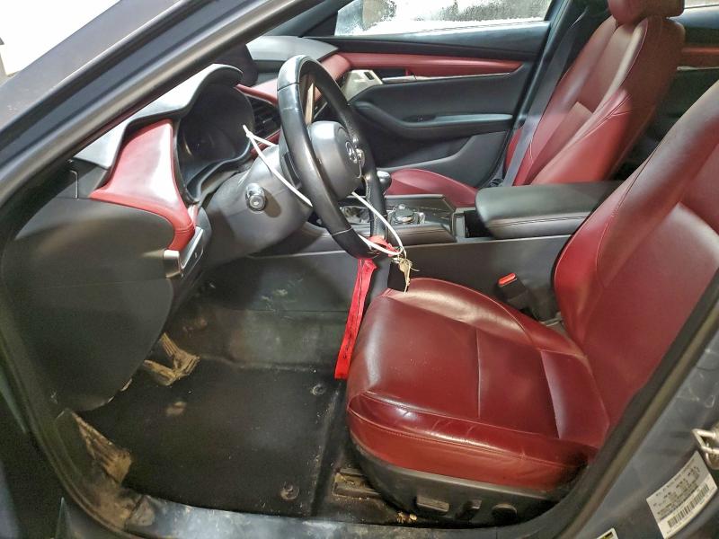Photo 7 from auction – 2023 MAZDA 3 PREMIUM with VIN JM1BPAMM2P1622420