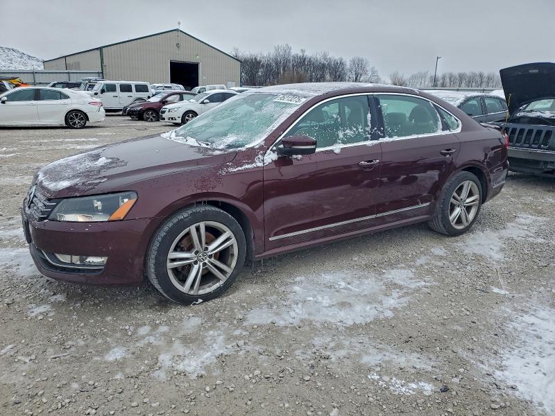 VOLKSWAGEN PASSAT SEL 2014 with VIN 1VWCN7A33EC030659 - Photo from auction