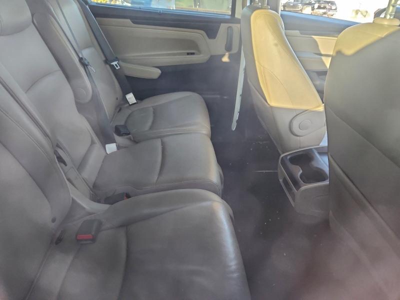 Photo 11 from auction – 2018 HONDA ODYSSEY with VIN 5FNRL6H76JB044137