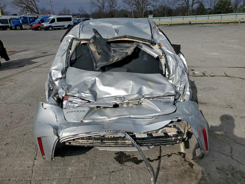 Zdjęcie 6 z aukcji – 2022 TOYOTA COROLLA z VIN 5YFEPMAE8NP360939