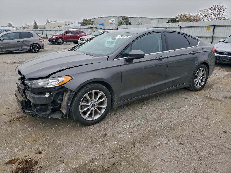FORD FUSION 2017 with VIN 3FA6P0H77HR171482 - Photo from auction