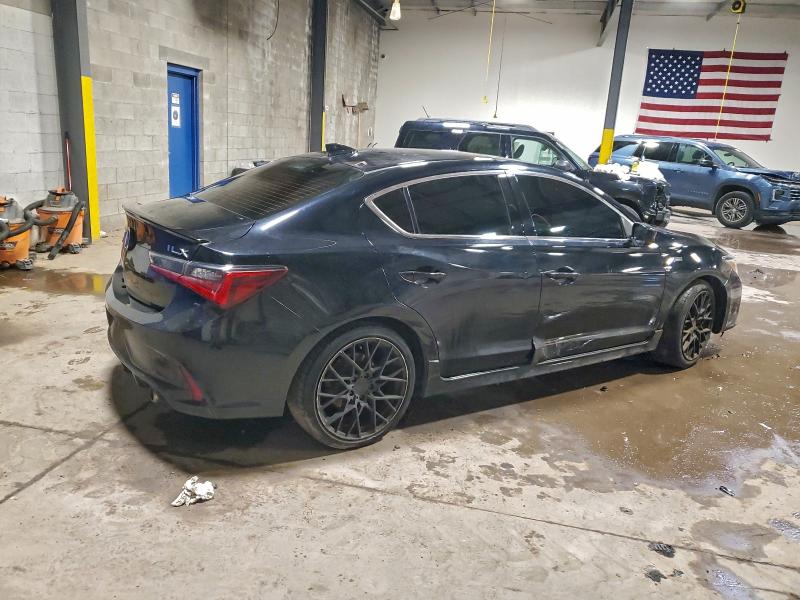 Photo 3 from auction – 2019 ACURA ILX with VIN 19UDE2F89KA003876