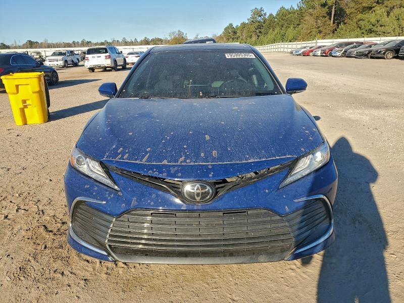 Photo 5 from auction – 2023 TOYOTA CAMRY XLE with VIN 4T1F11AKXPU160835