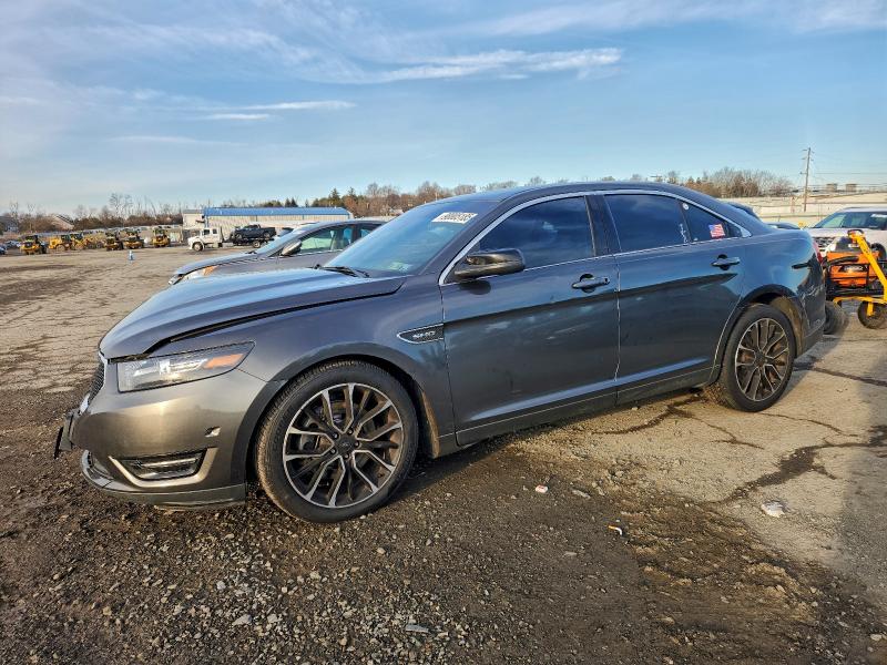 FORD TAURUS SHO 2018 with VIN 1FAHP2KT3JG118298 - Photo from auction