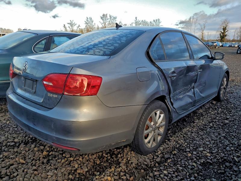 Photo 3 from auction – 2012 VOLKSWAGEN JETTA with VIN 3VWBP7AJ2CM321766