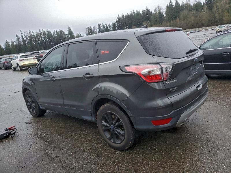Photo 2 from auction – 2017 FORD ESCAPE SE with VIN 1FMCU0GD5HUB45416