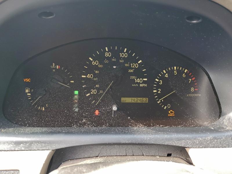 Photo 9 from auction – 2002 LEXUS RX 300 with VIN JTJHF10U520263319