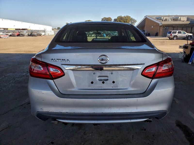 Photo 6 from auction – 2017 NISSAN ALTIMA 2.5 with VIN 1N4AL3AP5HC211767