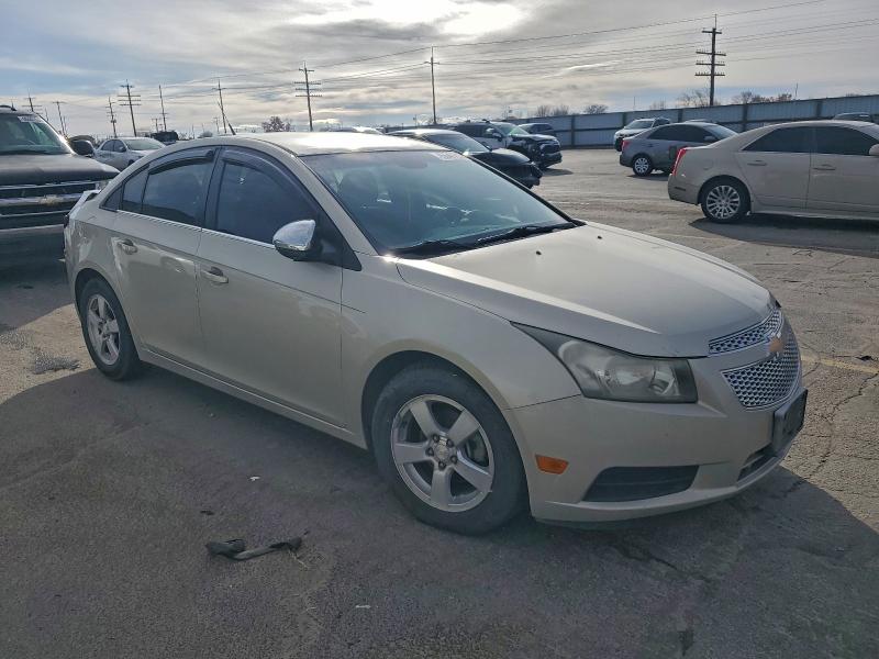 Photo 4 from auction – 2014 CHEVROLET CRUZE LT with VIN 1G1PC5SB2E7220152