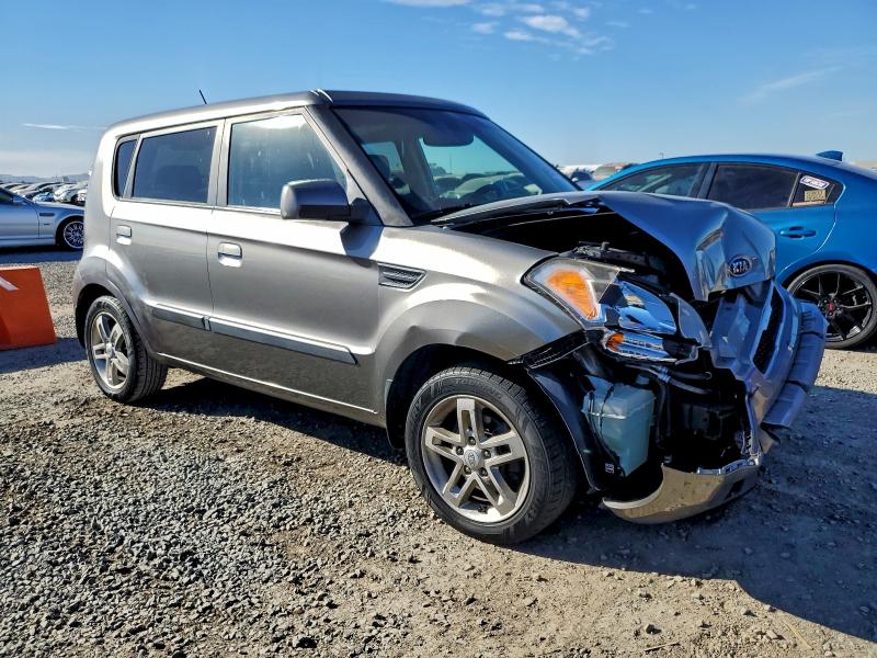 Photo 4 from auction – 2010 KIA SOUL + with VIN KNDJT2A21A7168570