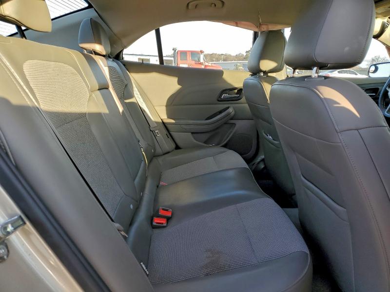 Photo 10 from auction – 2016 CHEVROLET MALIBU LIM with VIN 1G11C5SA1GF147183
