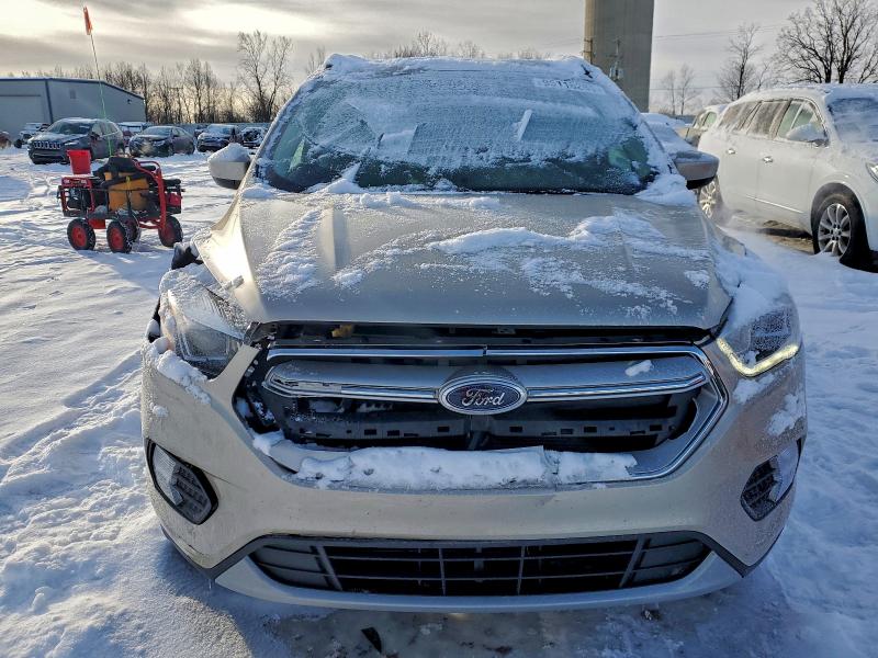 Photo 5 from auction – 2018 FORD ESCAPE SEL with VIN 1FMCU9HDXJUA90907