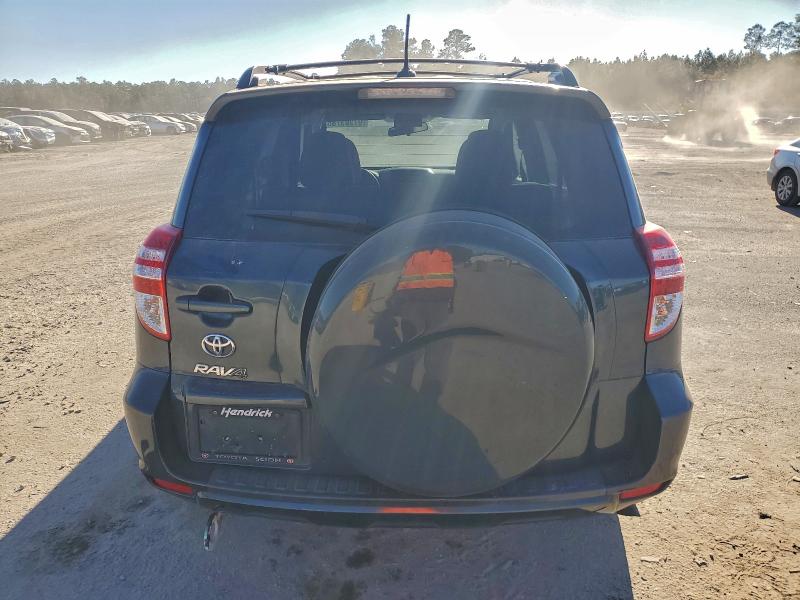 Photo 6 from auction – 2011 TOYOTA RAV4 with VIN 2T3KF4DV0BW101638