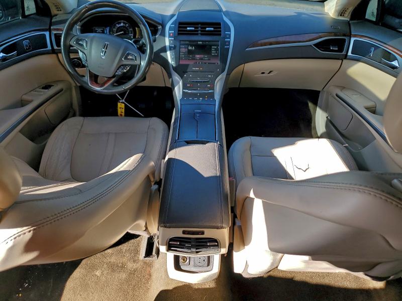 Photo 8 from auction – 2016 LINCOLN MKZ HYBRID with VIN 3LN6L2LU0GR629582