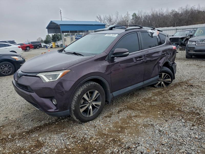 TOYOTA RAV4 2018 with VIN 2T3WFREV1JW464591 - Photo from auction