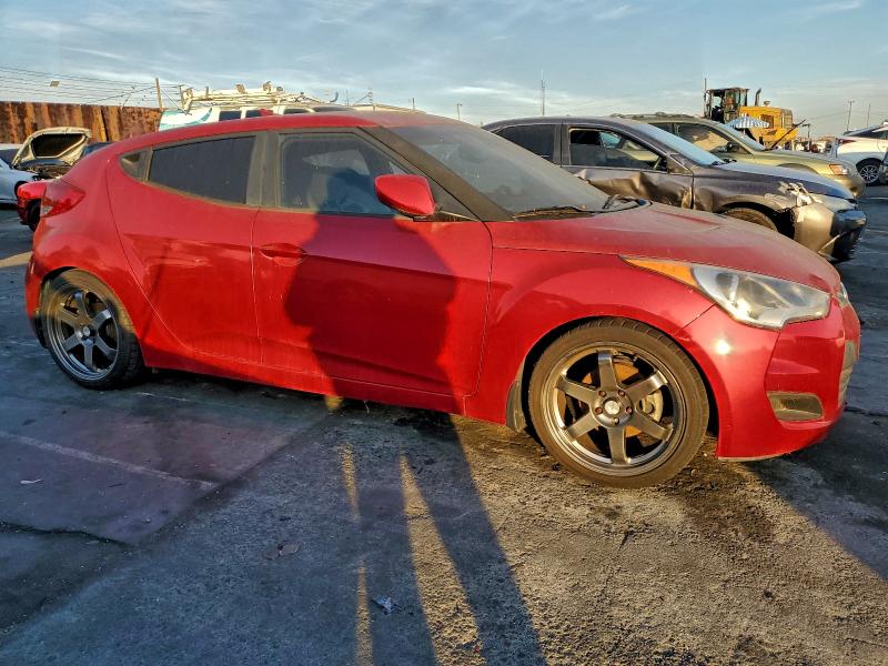 Photo 4 from auction – 2014 HYUNDAI VELOSTER with VIN KMHTC6AD1EU210675
