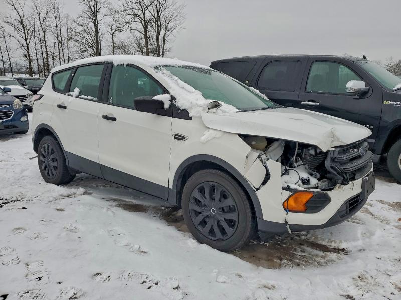 Photo 4 from auction – 2018 FORD ESCAPE S with VIN 1FMCU0F78JUA47160