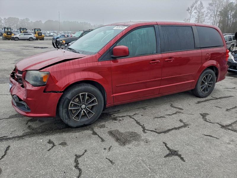 DODGE GRAND CARA 2015 with VIN 2C4RDGEG5FR591984 - Photo from auction
