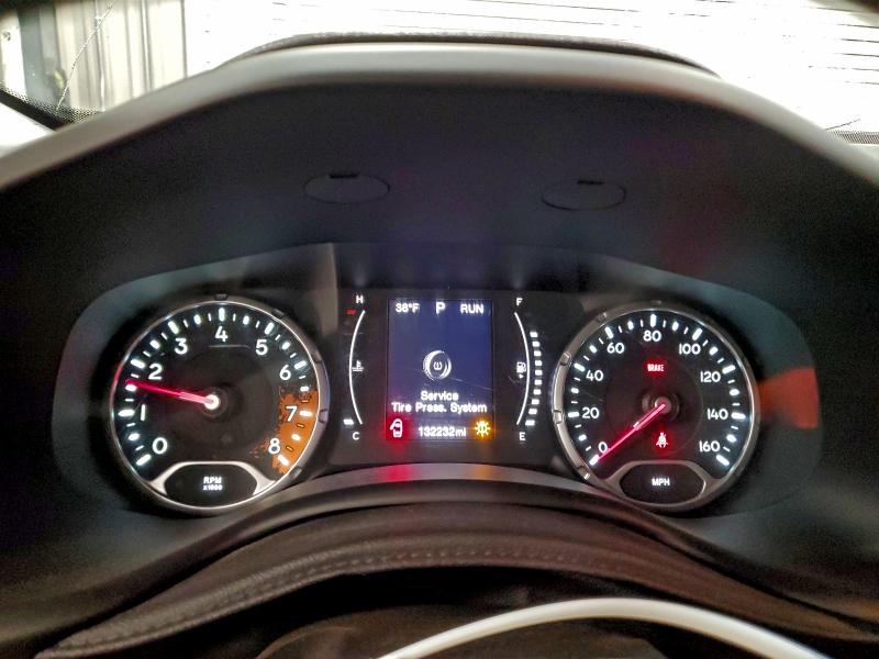 Photo 9 from auction – 2016 JEEP RENEGADE with VIN ZACCJBATXGPD97963