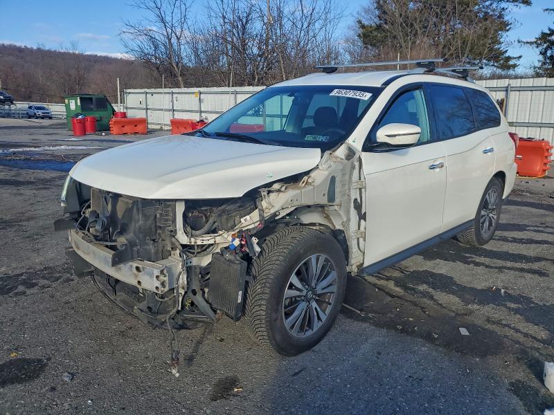 NISSAN PATHFINDER 2017 with VIN 5N1DR2MM1HC660523 - Photo from auction