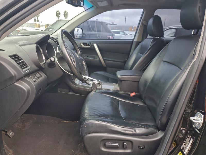 Photo 7 from auction – 2011 TOYOTA HIGHLANDER with VIN 5TDZK3EH2BS049640