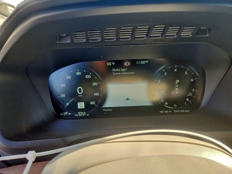Photo 9 from auction – 2018 VOLVO XC90 T6 with VIN YV4A22PL1J1344780