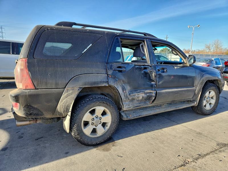 Photo 3 from auction – 2005 TOYOTA 4RUNNER SR with VIN JTEBU14R250074180
