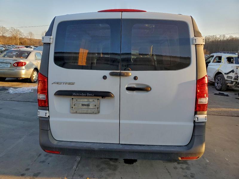 Photo 6 from auction – 2016 MERCEDES-BENZ METRIS with VIN WD3PG2EA8G3113608
