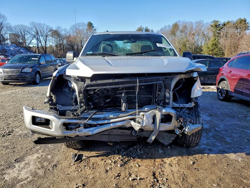 Photo 5 from auction – 2019 FORD F150 with VIN 1FTMF1EBXKKE28164