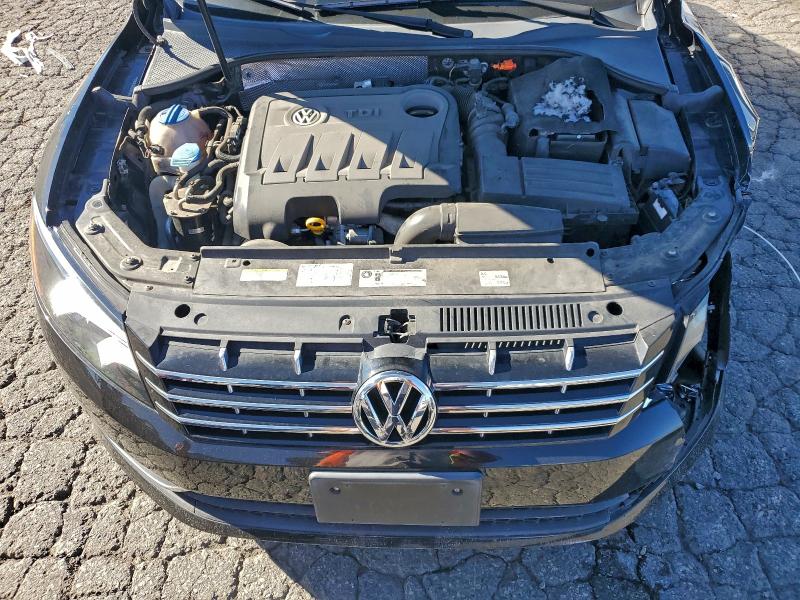 Photo 11 from auction – 2014 VOLKSWAGEN PASSAT SEL with VIN 1VWCN7A37EC085101