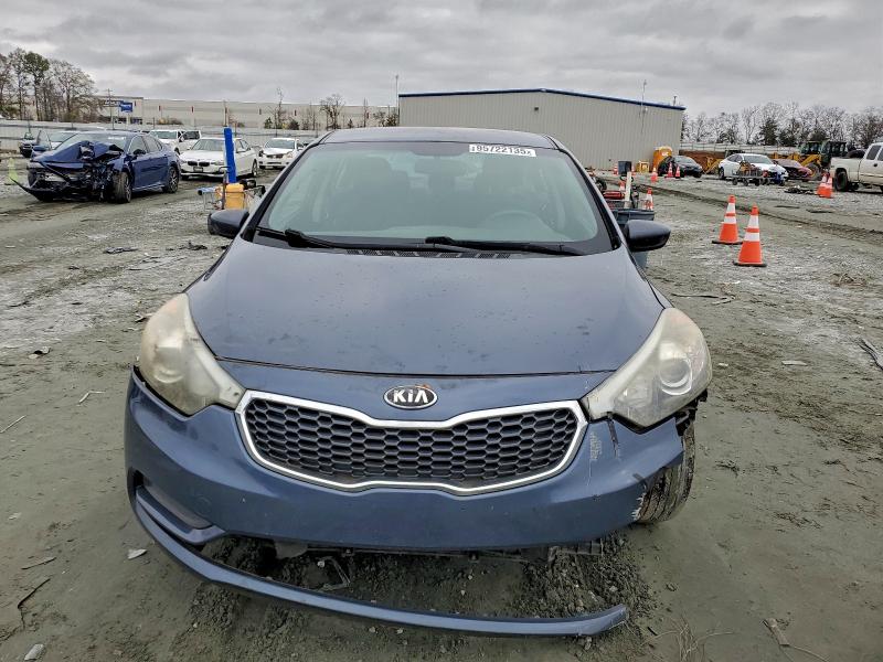 Photo 5 from auction – 2016 KIA FORTE LX with VIN KNAFK4A66G5572618