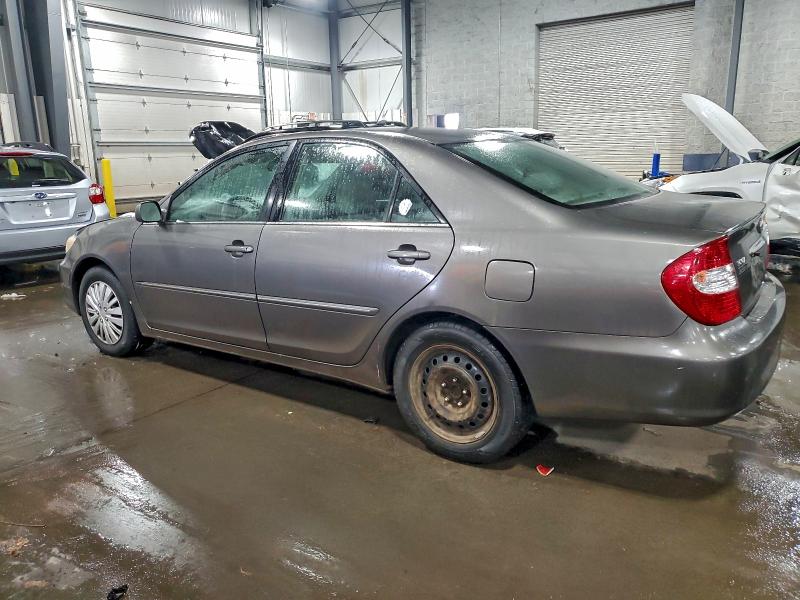 Photo 2 from auction – 2004 TOYOTA CAMRY LE with VIN 4T1BE32K54U919495